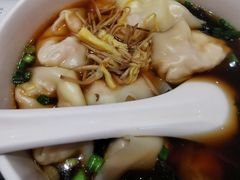 红汤辣馄饨-聚成源(芦庄店)