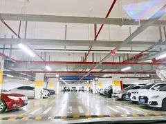 -欧尚超市苏州店停车场(金鸡湖路店)