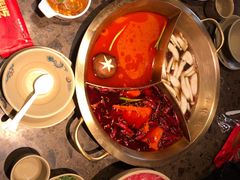 -小龙坎火锅(湖滨银泰in77店)