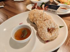 炸虾饼配泰国梅子酱-帕蓝·暹罗料理&曼谷夜市(大学路店)