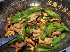 -费大厨辣椒炒肉(黄兴中心广场店)