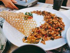 七仙峰漓江虾-刘姐啤酒鱼民族演艺餐厅(西街总店)