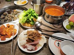 -锅儿欢海鲜火锅烤肉自助餐(东港凯虹店)