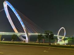 -南京眼步行桥