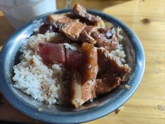 -梁阿婆廿年老牌扣肉糯米饭