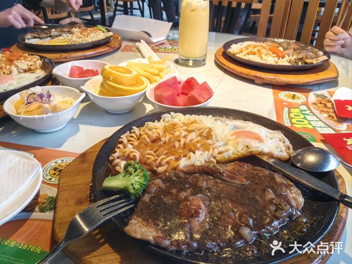 豪享来中西餐厅(延安东路店)图片