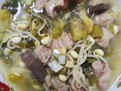 酸菜肥肠砂锅-舅姥爷砂锅(正阳路)
