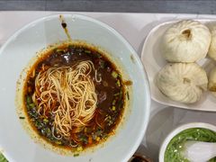 -李与白包子铺(桐梓林店)