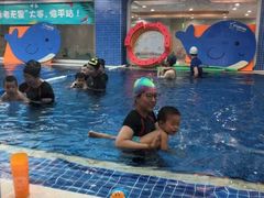 -戊辰亲子游泳俱乐部