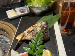 -山川小町·极番烧肉(新地假日广场店)