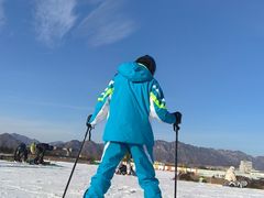 -华彬猛犸滑雪场