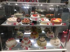 面包甜点陈列柜-味多美(江桥万达店)