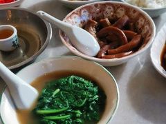 -东海岸人工湖美食村