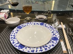 餐具摆设-稻香酒家·34年老字号·港式粤菜(汉街店)