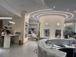 -PE SALON