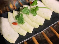 -老牌坊云南鱼豆花火锅(哈西万达店)
