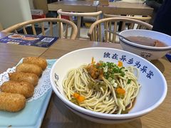 武汉热干面-文叔·湖北名小吃·小龙虾(华强北店)