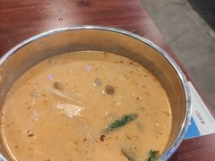 冬荫功煮鸡爪鸡翅-海安安越南粉(丹竹頭店)