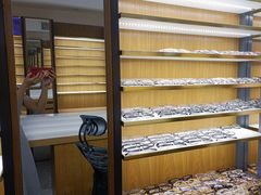 -优医视平价眼镜超市蔡司依视路折扣(小马厂店)