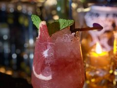 -Whisper Bar 