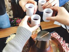 -果松木炭酸菜铜火锅·外婆参鸡汤