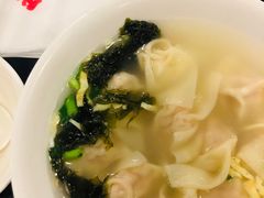 虾肉小馄饨-王家沙点心店(南京西路总店)