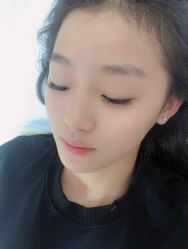 -爱美睫美甲会馆