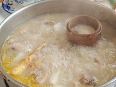 -朴小妹人参鸡汤火锅(长白山万达店)