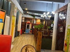 -皇品世家牛排(七一路店)