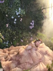 -雪中彩影婚纱摄影·微光艺术中心