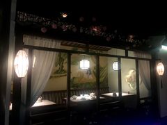 -韵秋荷(宝山龙湖天街店)