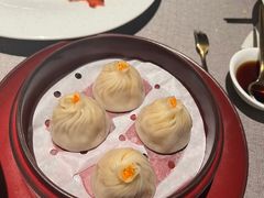 活拆蟹黄鲜肉小笼包-福玺荟(外滩罗斯福店)