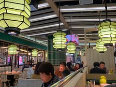大堂-湘当有饭剁椒鱼头(昆山招商花园城店)
