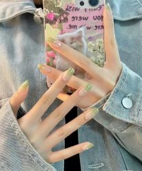 -悦指间美甲美睫