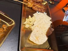 -何师烧烤·香辣蟹·川菜·30年老品牌(太古里旗舰店)