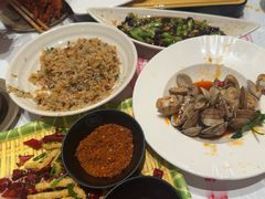 -肥肥虾庄·金牌油焖大虾(汉口城市广场店)