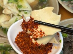 -大众跷脚牛肉馆·非遗传承单位(峨眉山店)