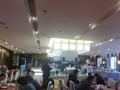 -大雁塔假日酒店·绿茵阁西餐厅