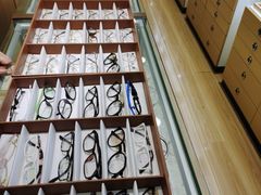 -广州宝岛眼镜武汉和光眼镜市场西区店