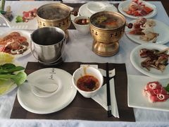 -云顶旋转自助景观餐厅