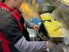-玲玲米粉·新疆现炒米粉(大十字总店)