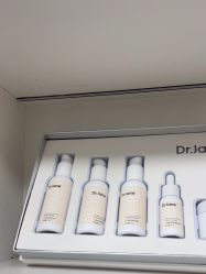 -Dr·Jane皮肤管理中心