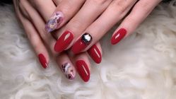 -沫儿·美甲美睫·半永久·皮肤管理