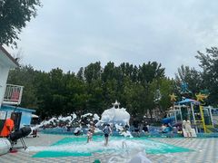 -青年湖公园水上世界