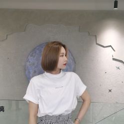 -变画·发型STUDIO