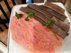 -小天鹅火锅·一线江景洪鼎旗舰店(洪崖洞店)