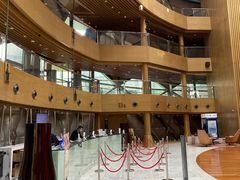 -上海滴水湖皇冠假日酒店