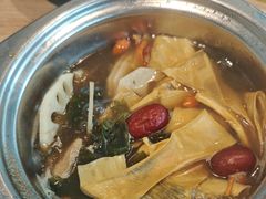 -龙聚德北京烤鸭(沙坪坝华宇A馆店)