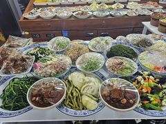 -虹海圣肉饼店家常菜馆