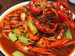 主厨秘制龙虾-虾弄弄海派小龙虾·牛羊蝎子火锅